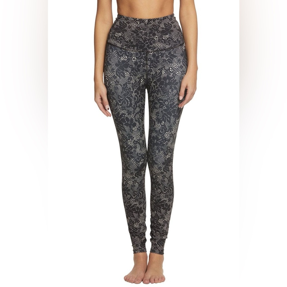 Beyond Yoga Black and White Lace Pattern Leggings